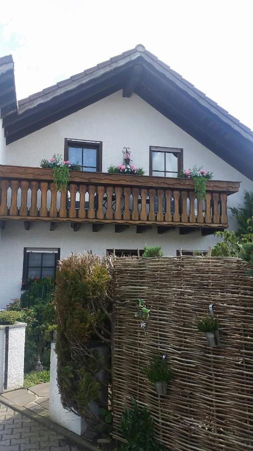 Guenther Fernschild Trochtelfingen Kültér fotó